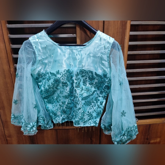 Crop top - Picture 6 of 12